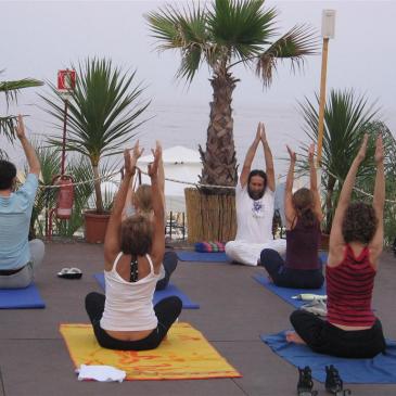 estate 2012 – Yoga sulla spiaggia